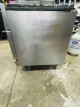 Load image into Gallery viewer, Vulcan G36L Natural Gas 6-Burner Stove/Range with Oven Fully Refurbished