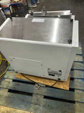 Load image into Gallery viewer, Oliver 732-N Front-Load Bread Slicer,-1/2" 115v Fully Refurbished Tested and Working