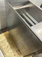 Load image into Gallery viewer, Imperial IFS-40 Gas Fryer 40 lb Vat, Liquid Propane Fully Refurbished