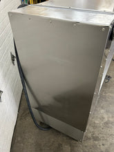 Load image into Gallery viewer, Hobart MG2032 200lb Mixer &amp; Grinder 208v 3ph Fully Refurbished &amp; Works Great