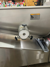 Load image into Gallery viewer, Hobart MG2032 200lb Mixer &amp; Grinder 208v 3ph Fully Refurbished &amp; Works Great
