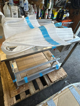 Load image into Gallery viewer, Belshaw HG18-EZ 40# SS Hand Glazer W Applicator On Rails “NEW Open Box”