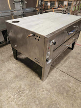 Load image into Gallery viewer, Bakers Pride 451 Single Deck 54&quot; Natural Gas Pizza Deck Oven - Refurbished