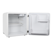 Load image into Gallery viewer, Magic Chef 1.6 CU. FT. RETRO MINI REFRIGERATOR IN WHITE, WITHOUT FREEZER