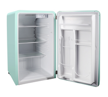 Load image into Gallery viewer, Magic Chef 3.2 CU. FT. RETRO MINI REFRIGERATOR IN MINT GREEN, WITHOUT FREEZER