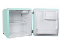 Load image into Gallery viewer, Magic Chef 1.6 CU. FT. RETRO MINI REFRIGERATOR IN MINT GREEN, WITHOUT FREEZER