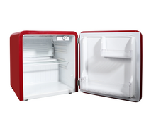 Load image into Gallery viewer, Magic chef 1.6 CU. FT. RETRO MINI REFRIGERATOR IN RED, WITHOUT FREEZER