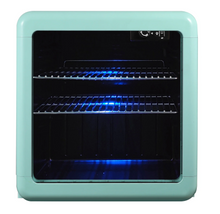 Load image into Gallery viewer, Magic Chef 1.7 CU. FT. RETRO BEVERAGE COOLER IN MINT GREEN