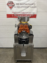 Load image into Gallery viewer, Zumex Speed Pro Tank Podium Commercial Juicer Fully Refurbished &amp; Working!