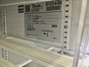 True GDM-41SL-48-HC-LD 46” Refrigerator Merchandiser, 2 Sliding Glass Doors 115v