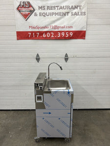 Hybrid 684 Hands Free Portable Sink NEW