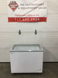 Excellence Industries - VBN - 4 38” Commercial Dual Temperature Curve Glass Door