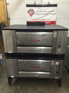 Blodgett 1000 Dbl Stack 4 Pie / Deck Pizza Oven Nat Gas Refurbished