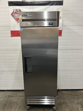 True T-19F-HC Reach In Freezer 1 SS Solid Door 3 Shelves Fully Refurbished!