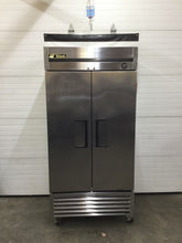 Load image into Gallery viewer, True T-35-HC 39 1/2” Two Section Reach In Refrigerator (2) Left Hinge Doors 115v