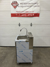 Load image into Gallery viewer, Hybrid 684 Hands Free Portable Sink NEW