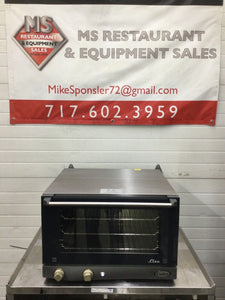 Cadco XAF01 Lisa 1/2 Pam Convection Oven Excellent Working Condition
