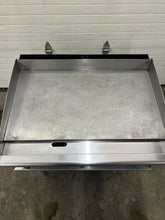 Load image into Gallery viewer, Star MFG 636TF 36” Gas Griddle W/ Thermostat Controls 1” Steel Plate Refurbished