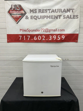 EdgeStar CMF151L Medical Freezer Fully Refurbished!