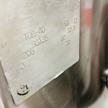Load image into Gallery viewer, 2013 Groen TDB-40 Electric 10 Gal 40 Qt Steam Jacketed Soup Sauce Tilting Kettle