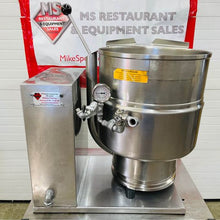 Load image into Gallery viewer, 2013 Groen TDB-40 Electric 10 Gal 40 Qt Steam Jacketed Soup Sauce Tilting Kettle
