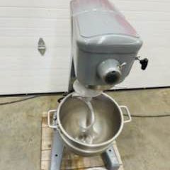 Hobart D-300 30qt Mixer 120v, 3 speed, w/ Bowl, Dough Hook & Flat Beater Paddle #12 Hub New Clutch