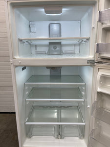 Maytag M1TXEGMYW Freestanding Top Freezer Refrigerator with 20.6 cu. ft.