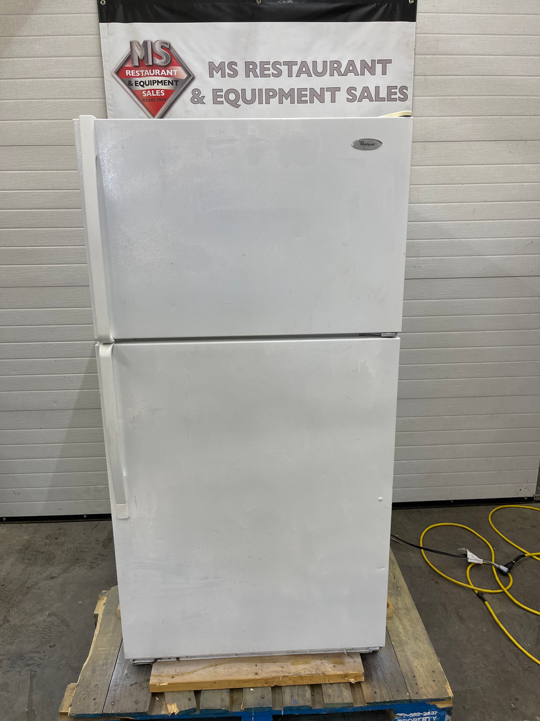 Maytag M1TXEGMYW Freestanding Top Freezer Refrigerator with 20.6 cu. ft.  Tested & Working