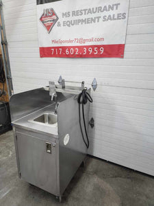 QualServe NSF Sink Stainless Steel Refurbished Works Great