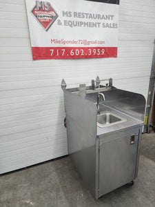 QualServe NSF Sink Stainless Steel Refurbished Works Great