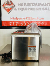 Load image into Gallery viewer, BIRO PRO-9 MEAT TENDERIZER REFURBISHED, TESTED &amp; WORKING! W/ Tenderizer blades