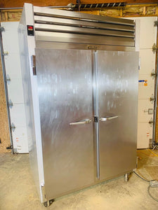 TRAULSEN G22010/REACH IN TWO DOOR FREEZER Clean, Tested & Working! Very Cold!!!