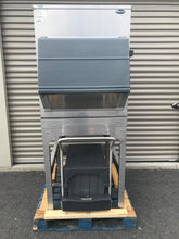 Load image into Gallery viewer, Follett Ice Transport System ITS700SG-31, Refurbished, Working Great