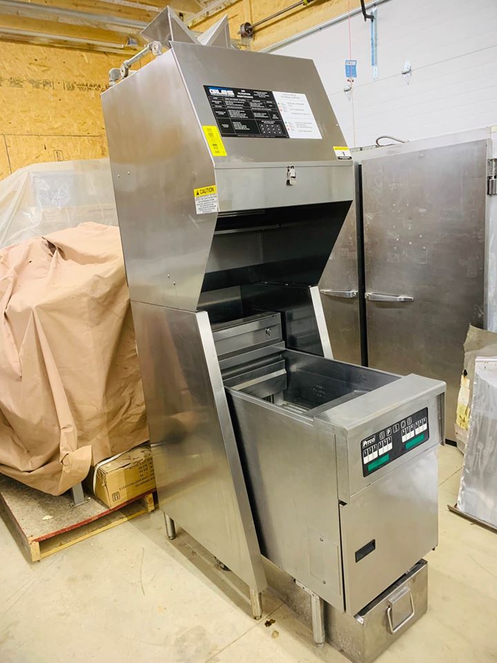 Pitco PH SEF184-S 60lb Electric Deep Fryer & Giles FSH-2-PH Combo