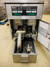 Load image into Gallery viewer, Pitco PH SEF184-S 60lb Electric Deep Fryer &amp; Giles FSH-2-PH Combo