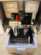 Load image into Gallery viewer, Pitco PH SEF184-S 60lb Electric Deep Fryer &amp; Giles FSH-2-PH Combo
