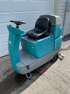 Tennant T7 32” Micro-Rider Floor Scrubber Tested and Working!