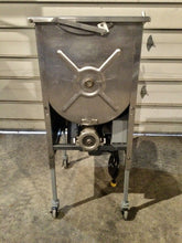 Load image into Gallery viewer, Hollymatic GMG180A 200# Mixer / Grinder #32 Head