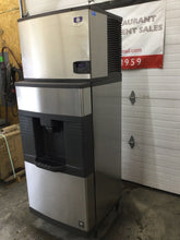 Load image into Gallery viewer, Manitowoc IY606A-261 208v Cube Ice, Air Cool 555#/day, QPA310 Cube Ice Dispenser