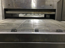 Load image into Gallery viewer, Lincoln 1301 Impinger Countertop Std Conveyor Oven 208v 1Ph