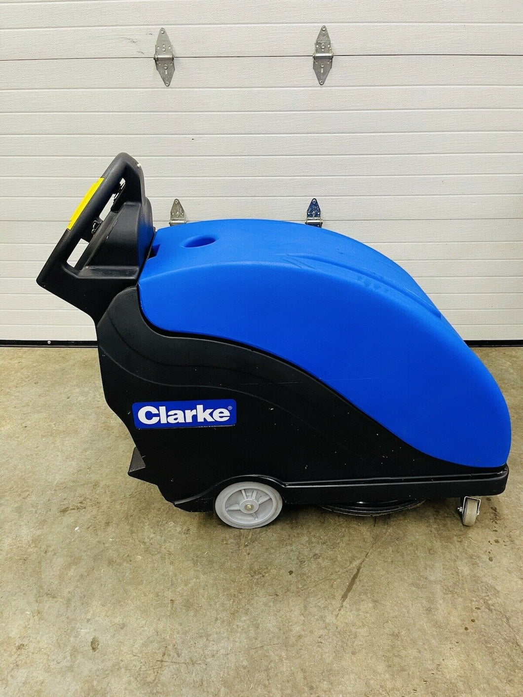 Clarke Ultra Sped 20, 20” Non Traction Drive Burnisher Only 44hrs