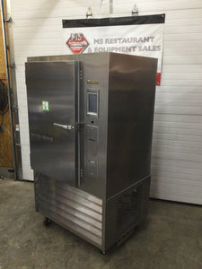 Traulsen TBC13 2017 Floor Model Blast Chiller - (26) Pan Capacity 208 230v / 1ph