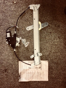 Dorman FRONT RIGHT WINDOW REGULATOR 98-10 LINCOLN TOWN CAR FO1351136 741-687