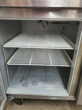 Load image into Gallery viewer, Continental CPT67 Pizza Prep Table Refrigerator Refurbished Tested Working