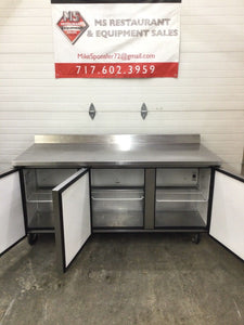 True TWT-72-HC 72” Worktop Refrigerator w/ (3) Sections, 115v Works Great!