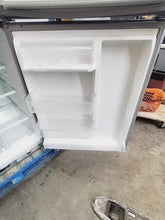 Load image into Gallery viewer, Whirlpool 21.3 cu. ft. Top Freezer Refrigerator in Monochromatic Stainless Steel