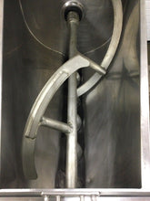 Load image into Gallery viewer, Hobart Mg2032 Commercial Meat Grinder Mixer #32 Hub 200 Capacity Refurbished!