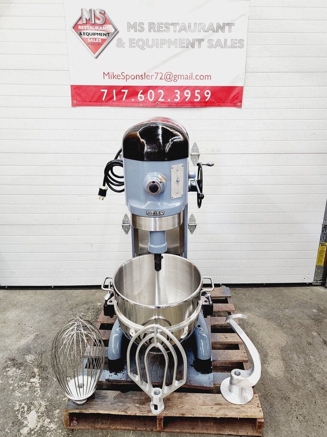 Hobart H600 60Qt Mixer w/ Wire Whip, Flat Beater, Dough Hook, Bowl & Bowl Truck