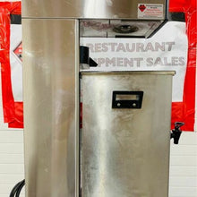 Load image into Gallery viewer, Commercial Tea Brewer Bunn TB3Q TB3Q w/TD4T Iced Tea Brewer W/Dispenser Working!