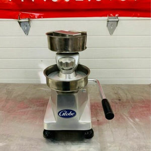 Hamburger Press Globe PP5 5" Manual Hamburger Patty Press - (8 oz) Aluminum